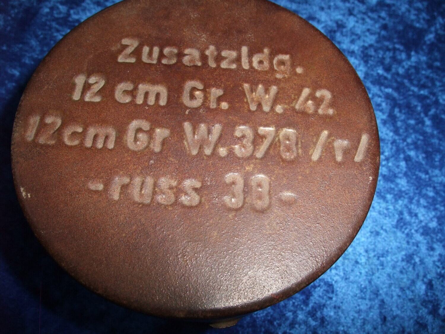 Blechdose für Zusatzladung 12cm Granatwerfer 42 (russisch) Werfer 38, auf dem Boden mit Hersteller und 43