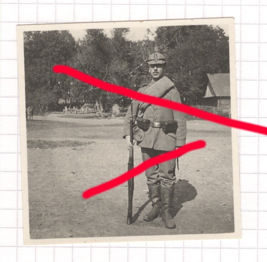 O74, Foto Soldat Ausrüstung im Feld 1915 1. Weltkrieg