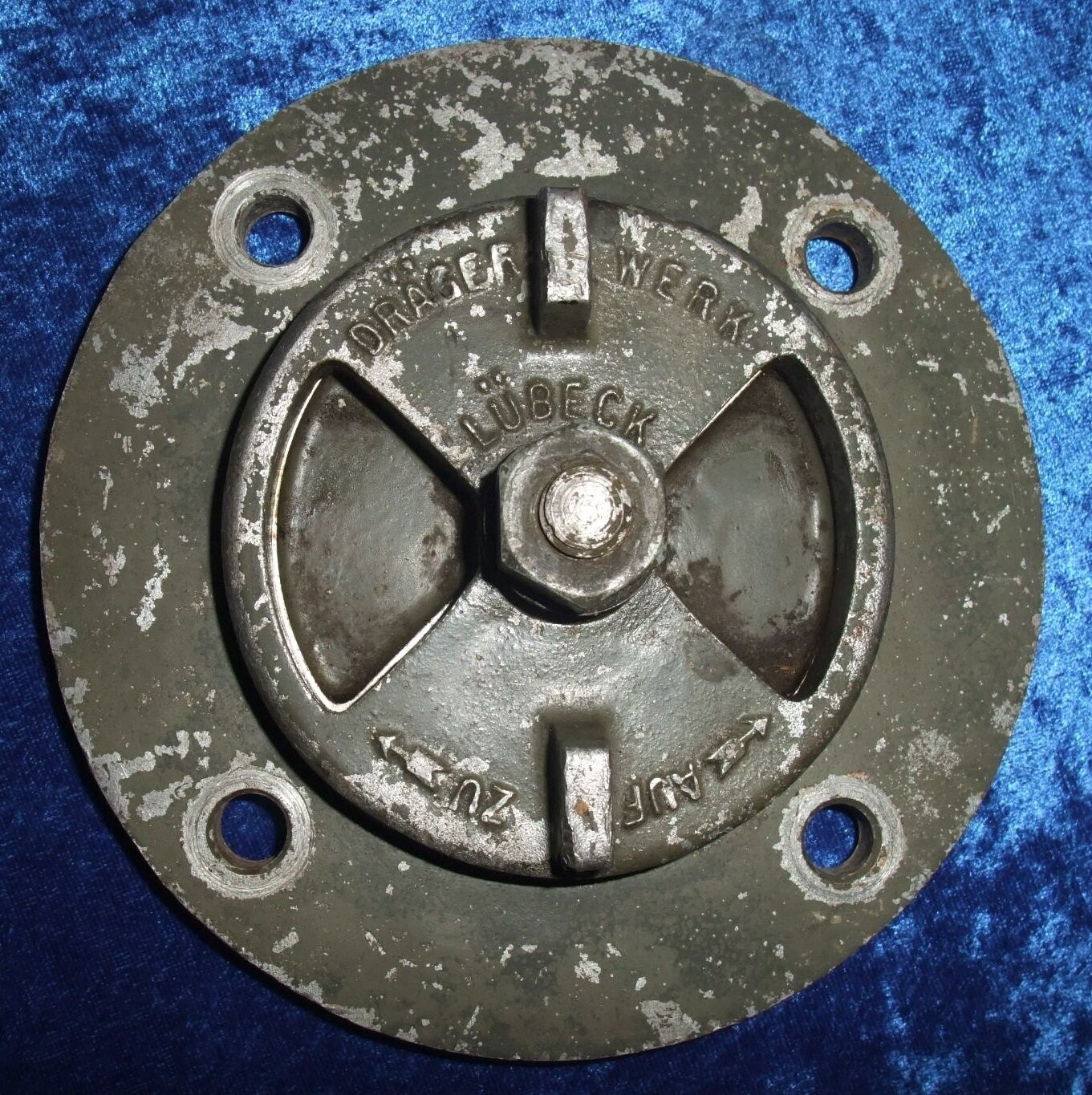 Lüftungsklappe Dräger Werk Lübeck für Belüftungsanlage Bunker 2. Weltkrieg Durchmesser ca. 16 cm