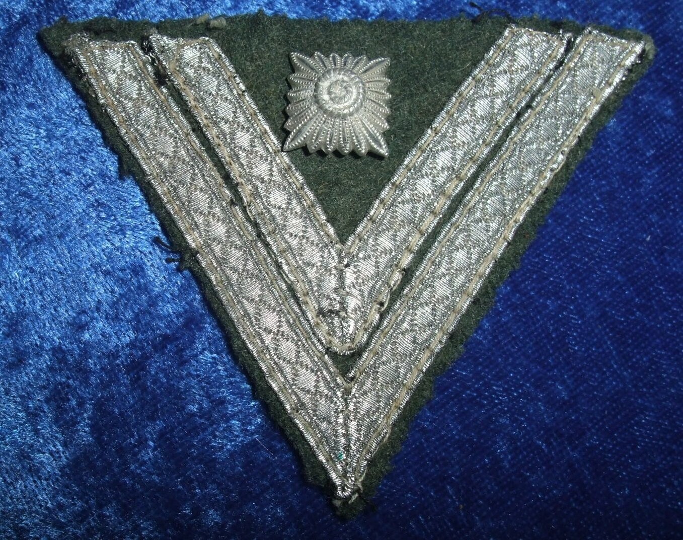 Ärmelwinkel für einen Stabsgefreiten Wehrmacht Heer
