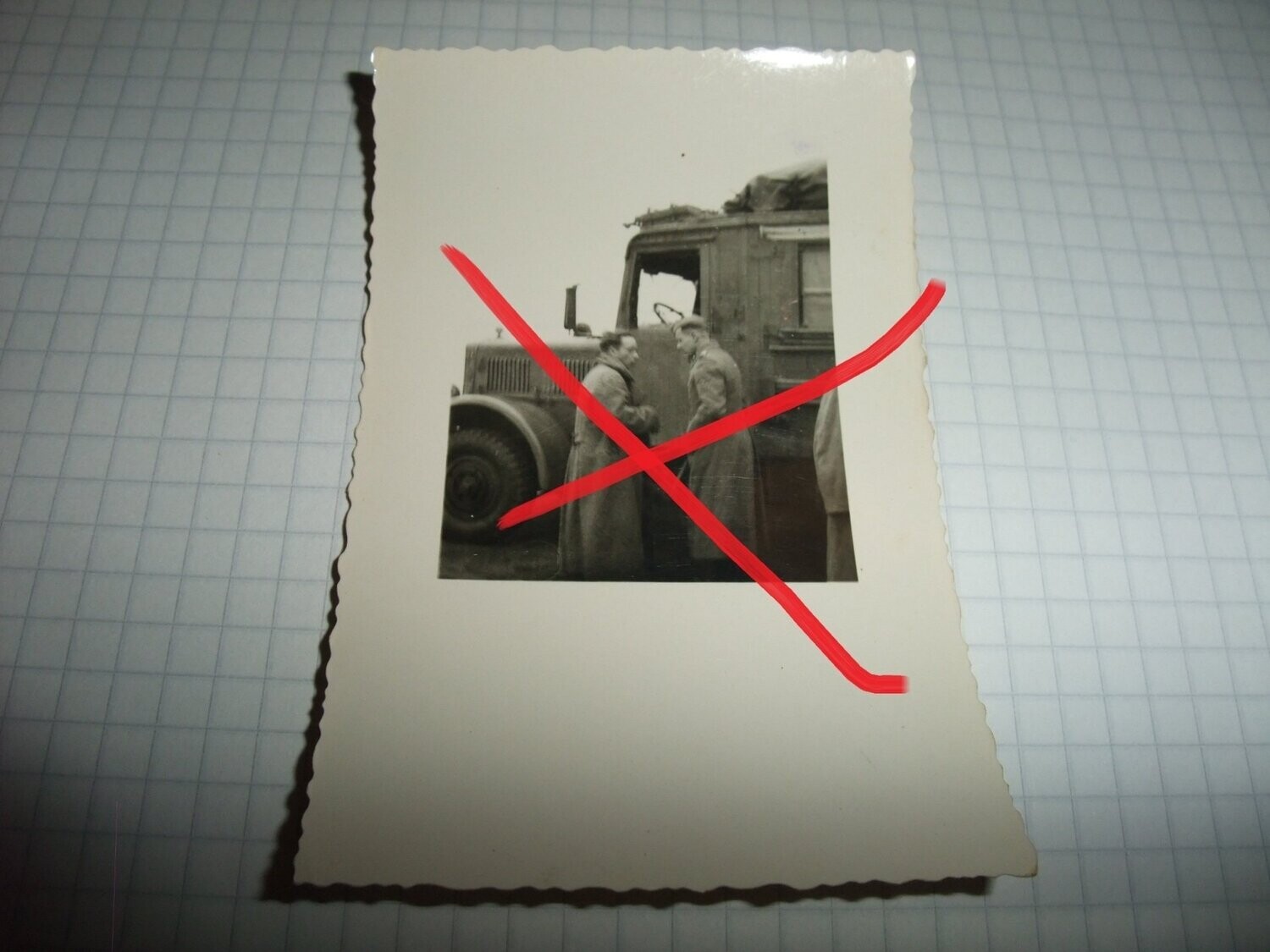 O131, Foto SS Soldaten Totenkopf LKW