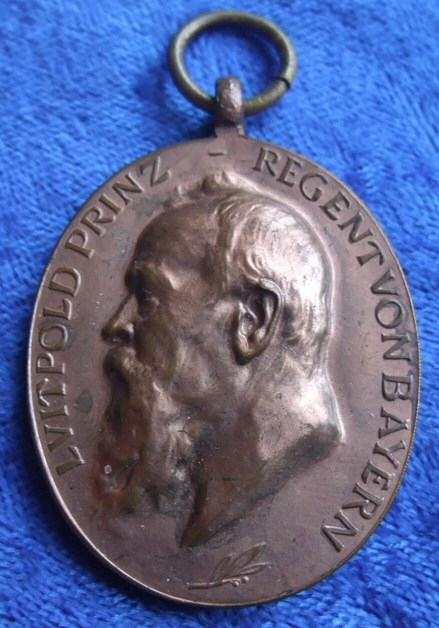 Bayern Prinzregent Luitpold Medaille in Bronze In Treue fest 1905