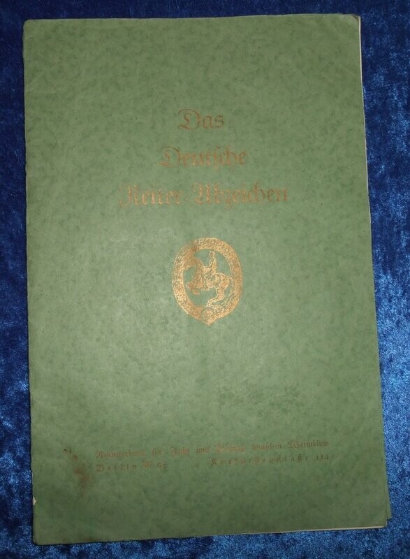 Urkundenheft zum Deutschen Reiter-Abzeichen in Bronze für einen Unteroffizier in der 4. (MG) Kompanie des Infanterieregiments 37 von 1937