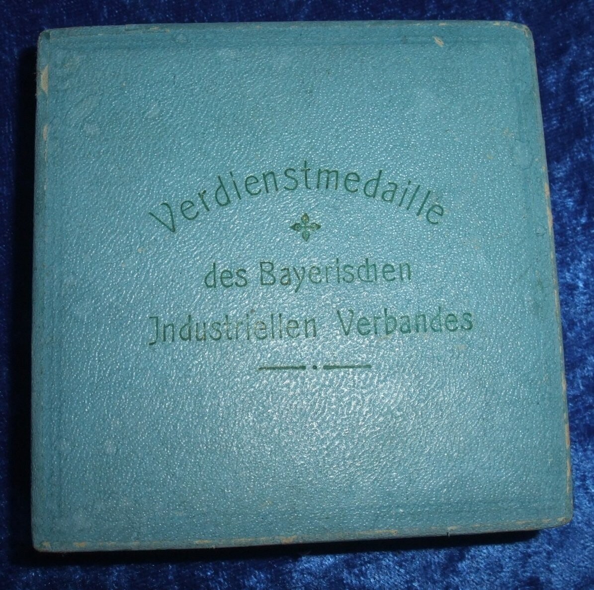 Bayern Medaille für langjährige treue Dienste vom bayerischen industriellen Verband, im Etui. Hersteller Carl Poellath Schrobenhausen