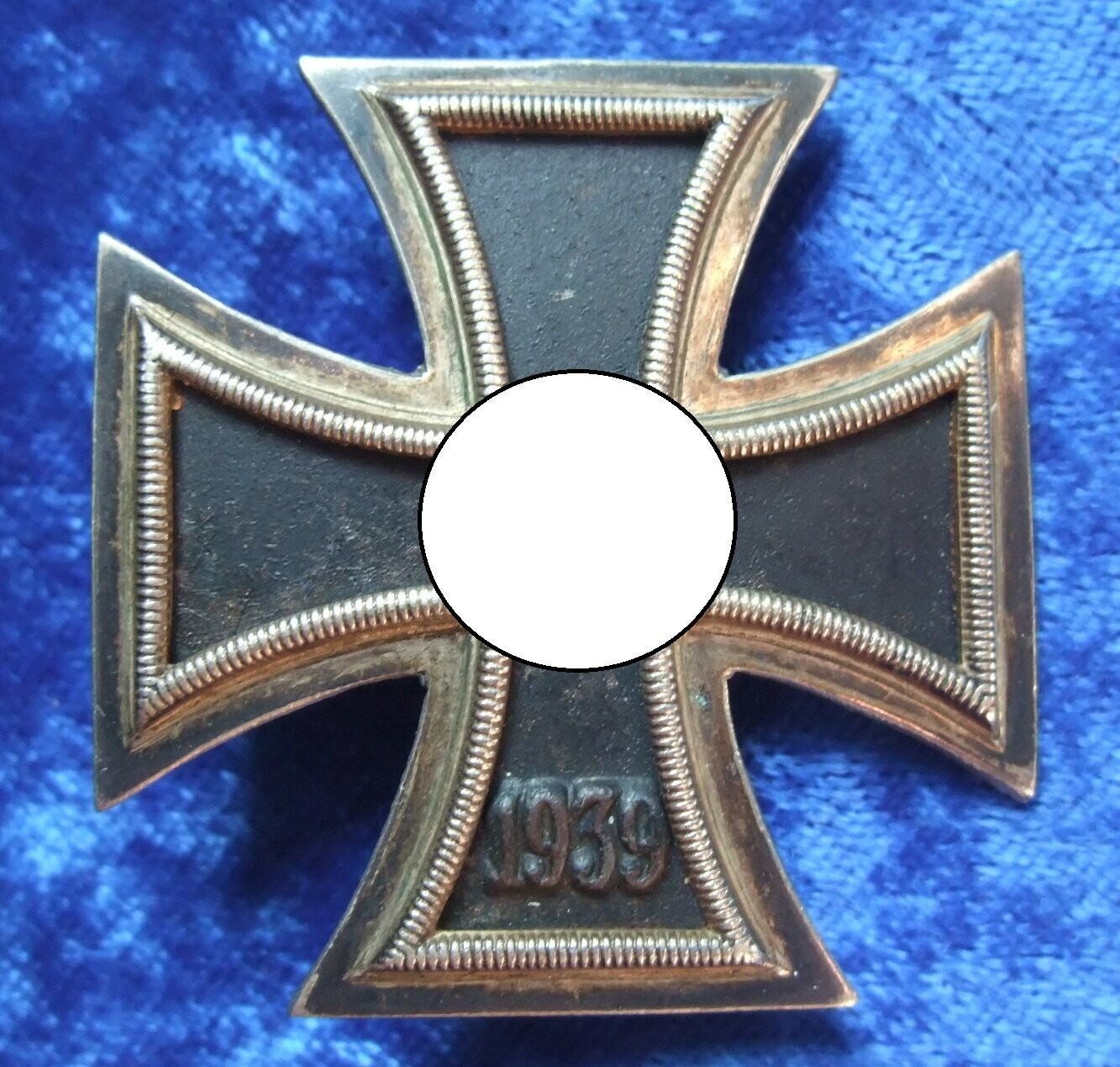 Eisernes Kreuz EK 1. Klasse 1939 mit Hersteller L/13 für die Firma Firma Paul Meybauer, Berlin