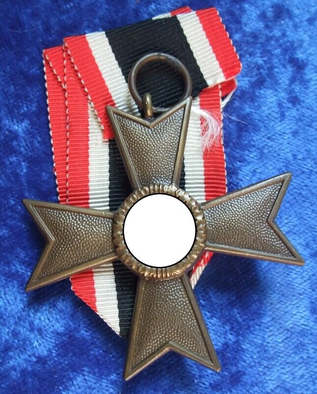 Kriegsverdienstkreuz KVK 2. Klasse ohne Schwerter Buntmetall