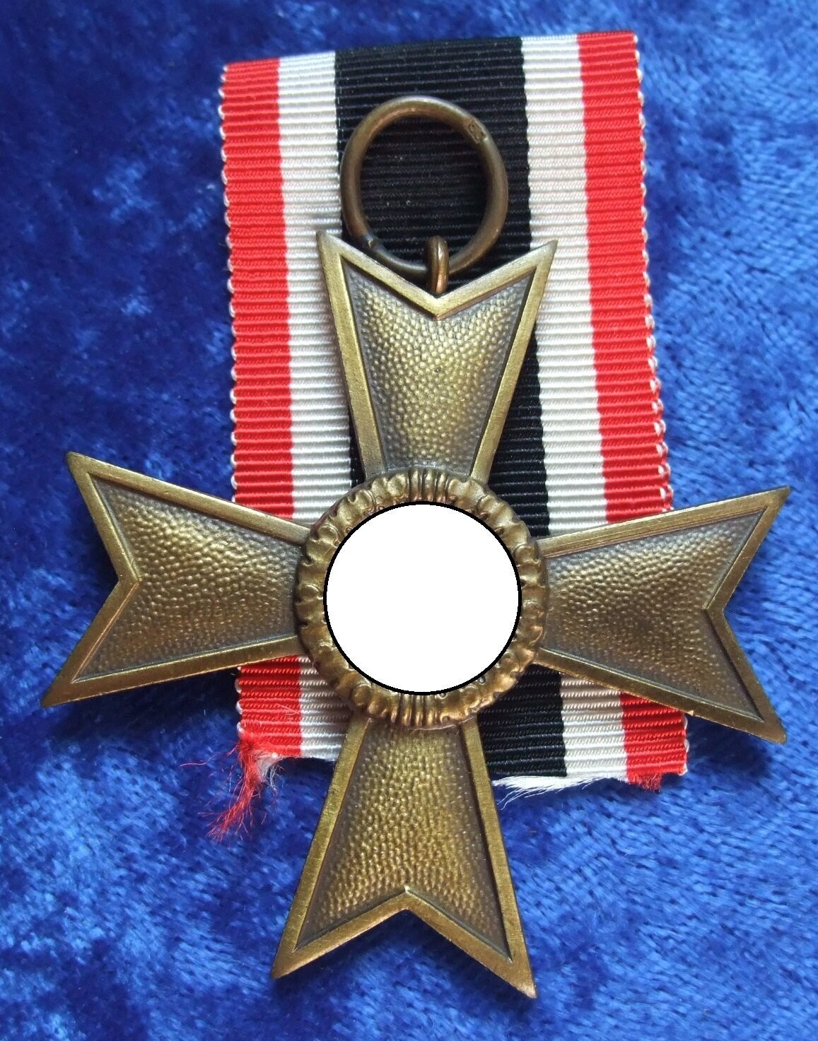 Kriegsverdienstkreuz KVK 2. Klasse ohne Schwerter mit Hersteller 60 für die Firma Katz & Deyle, Pforzheim Buntmetall