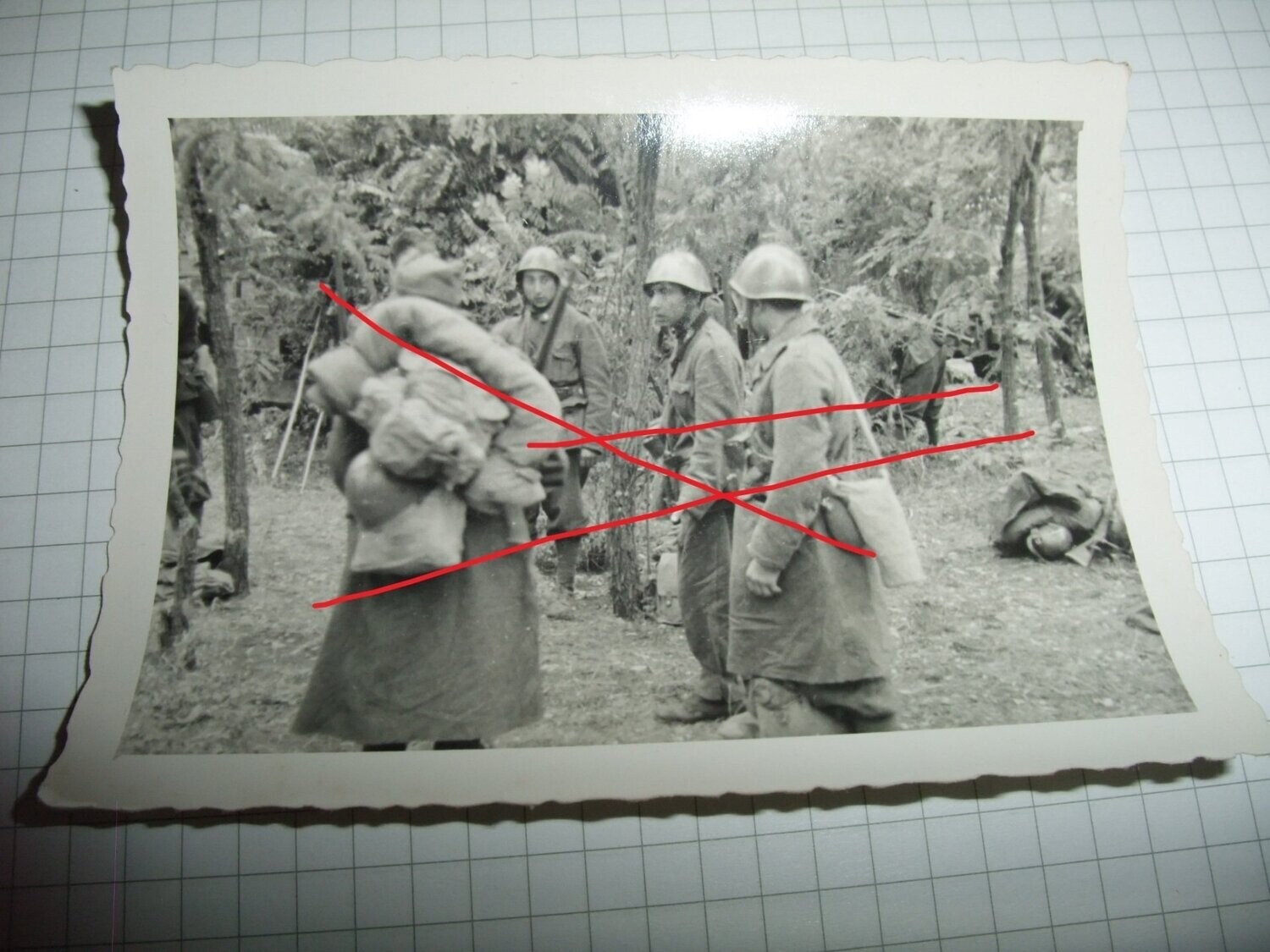 O186, Foto Gefangene russische Soldaten