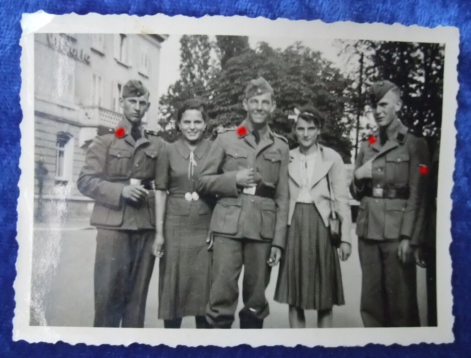 O216, SS Totenkopf Soldaten