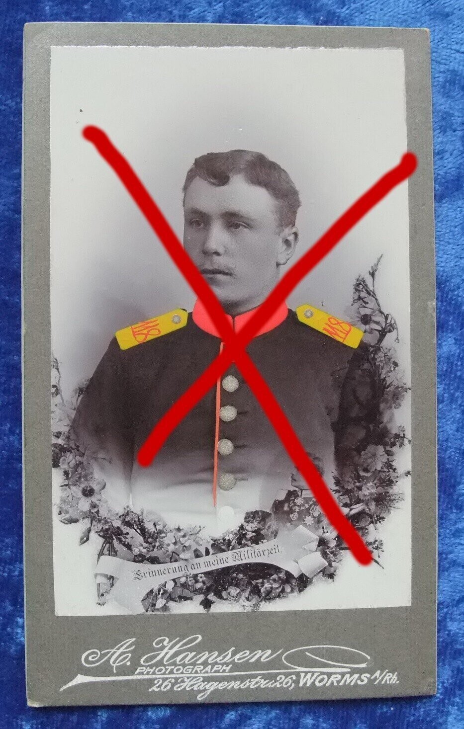 O232, Portrait CDV Infanterie-Regiment „Prinz Carl“ (4. Großherzoglich Hessisches) Nr. 118, coloriert.