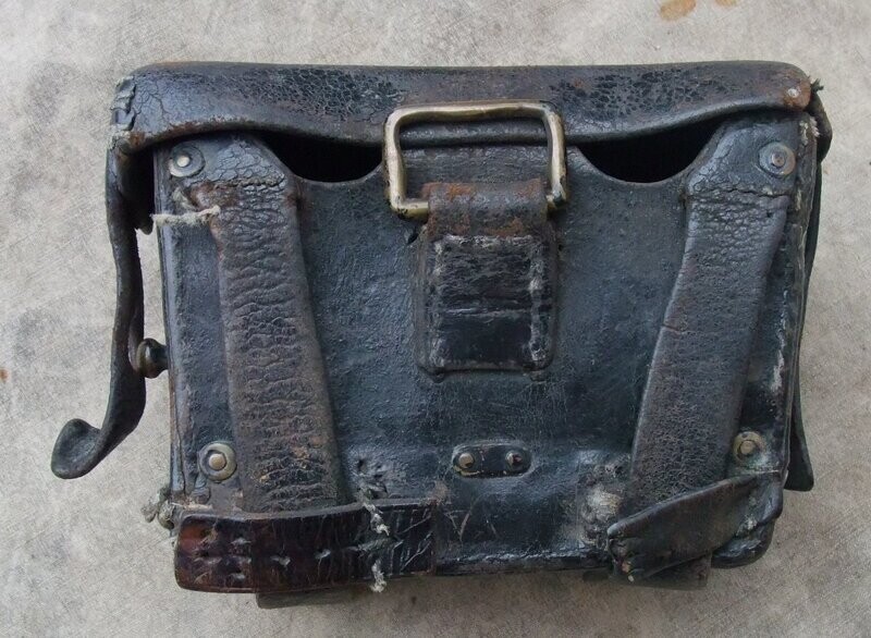Deutsches Reich: Patronentasche M1888, Kammerstück, Stempel gelöscht, Reste von Trägeretikett.