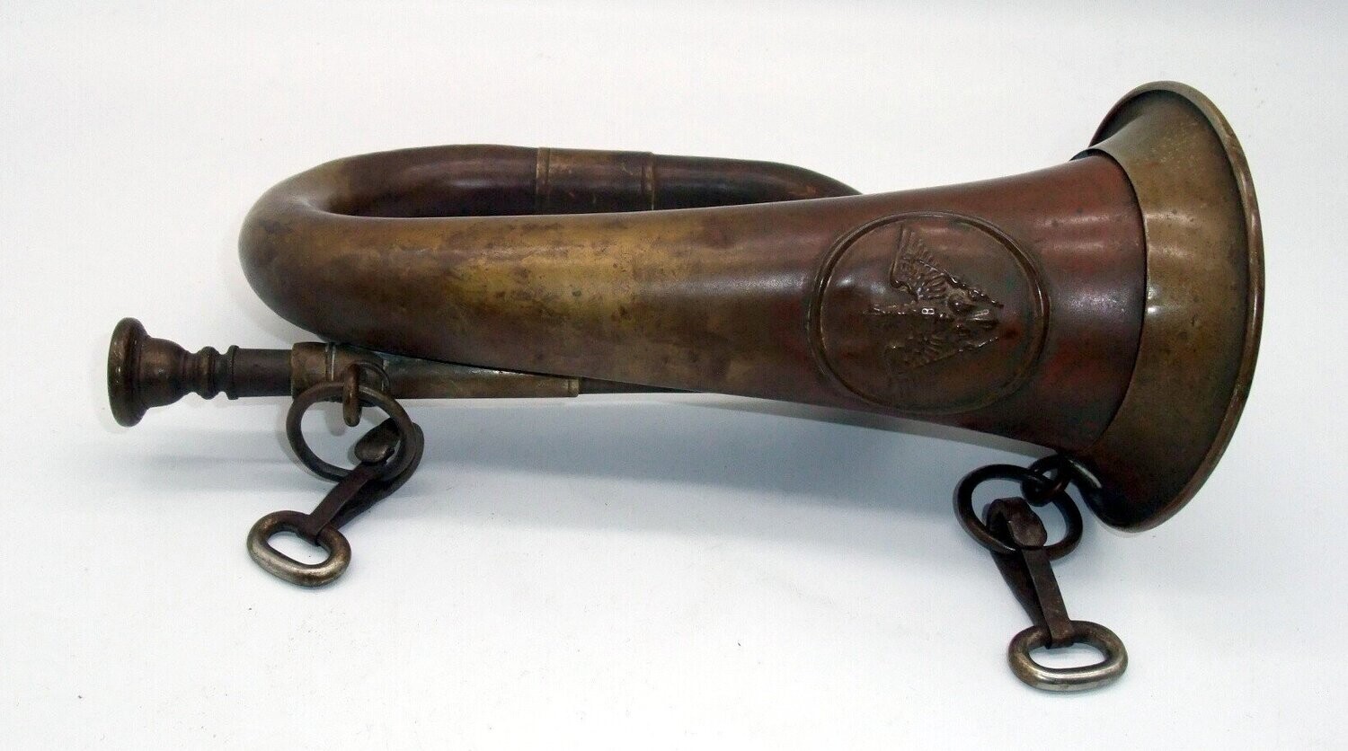 Preussen: Signalhorn, aufgelegter preussischer Adler, mit Mundstück.