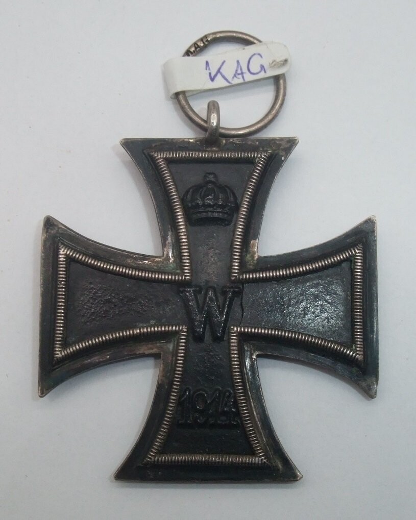 Eisernes Kreuz 2. Klasse EK2 1914 Hersteller KAG, Kern am rechten Kreuzarm der Vorderseite mit Bruch.