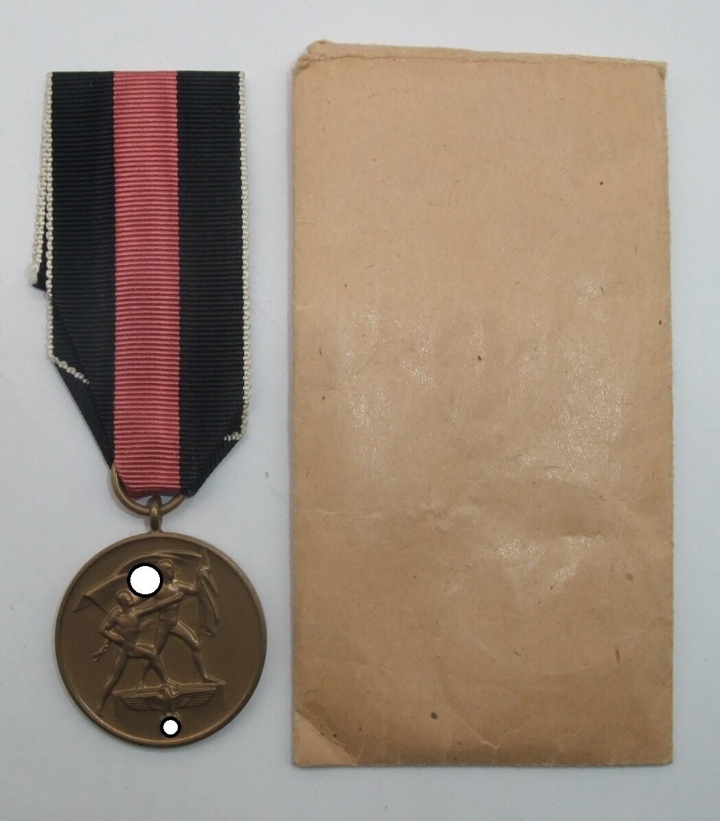 Wehrmacht: Medaille zur Erinnerung an den 1. Oktober 1938 Anschluss Sudetenland, in Verleihungstüte, Hersteller Franz Mänert Gablonz a.N.