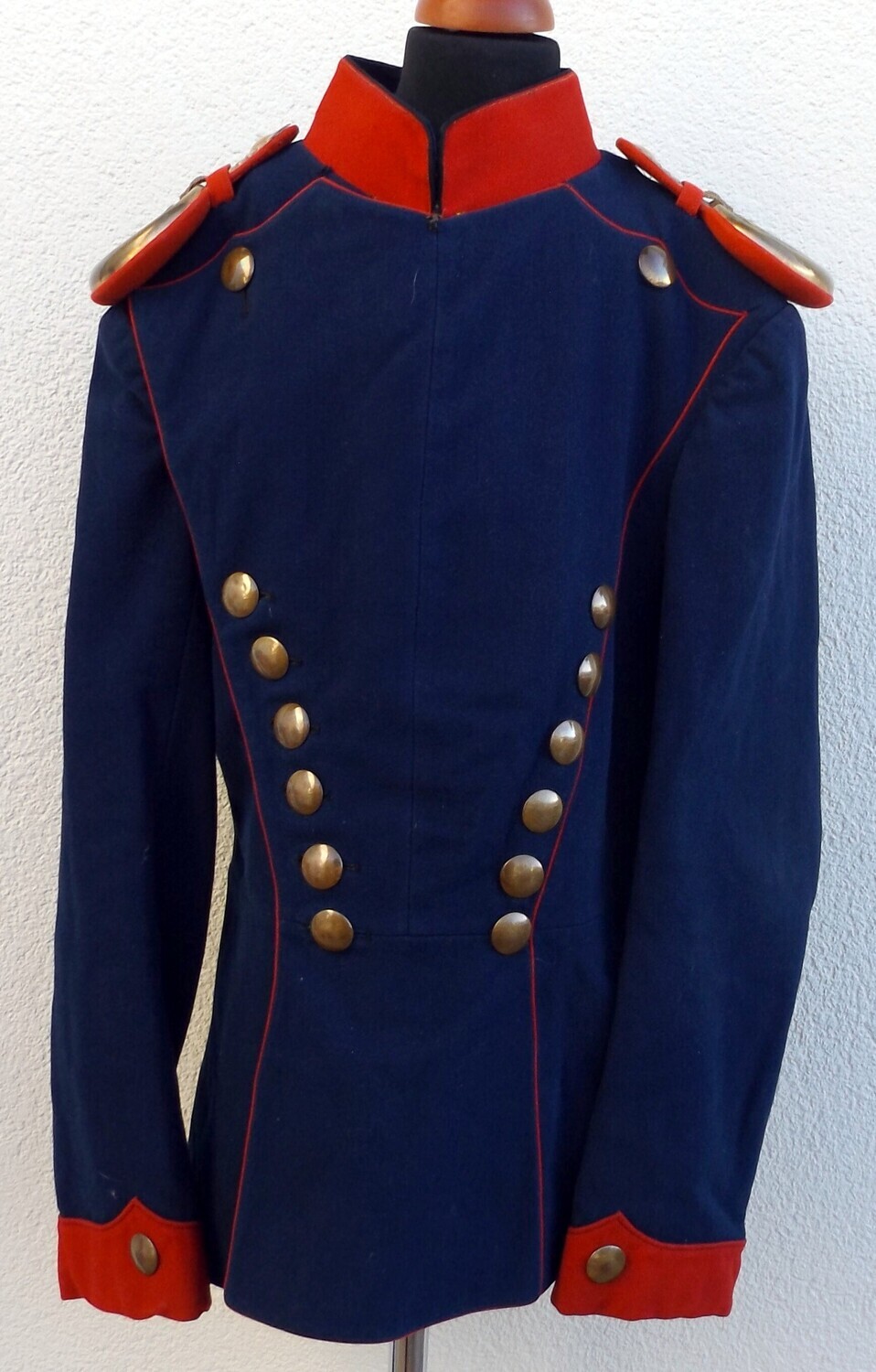 Preussen: Ulanka eines Angehörigen im Thüringischen Ulanen-Regiment Nr. 6, Hanau, mit Epauletten.
