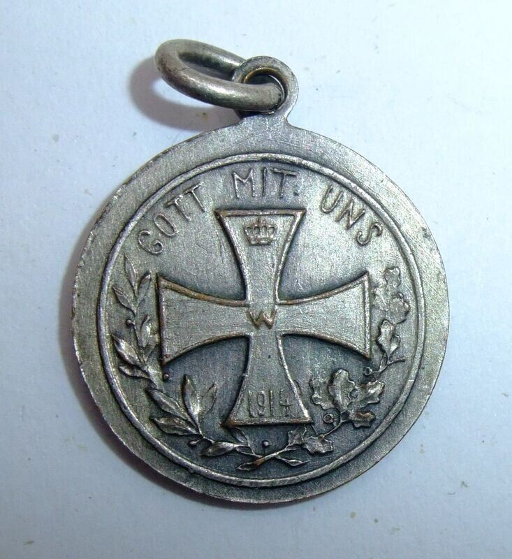 Patriotischer Anhänger für Halskette, Eisernes Kreuz 1914 und General von Hindenburg.