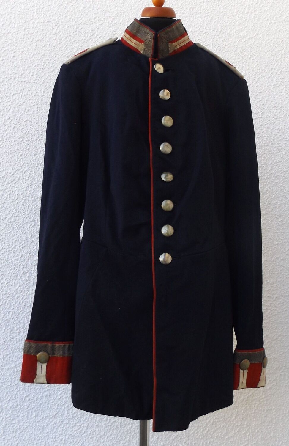 Baden: Waffenrock eines Sergeanten im 1. Badischen Leib-Grenadier-Regiment Nr. 109, Karlsruhe, Eigentumsstück.