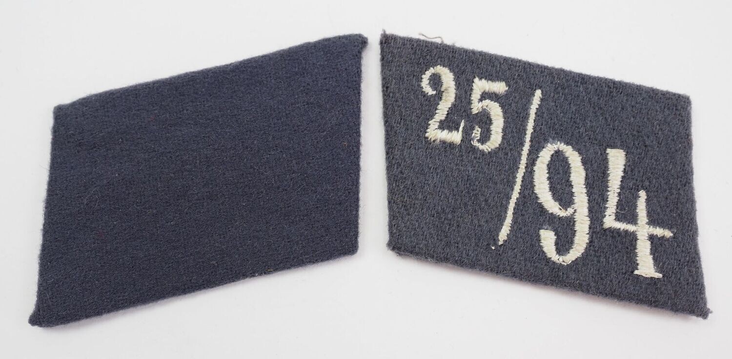 SA: Paar Kragenspiegel für Mannschaften Sturm 25 / Standarte 94, Wien, mit RZM-Etikett.