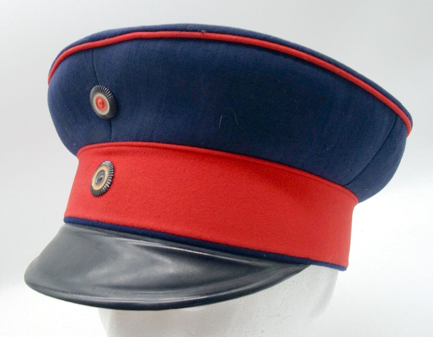 Württemberg: Schirmmütze für einen Unteroffizier im Infanterie-Regiment „König Wilhelm I.“ (6. Württembergisches) Nr. 124, mit Hersteller, Weingarten.