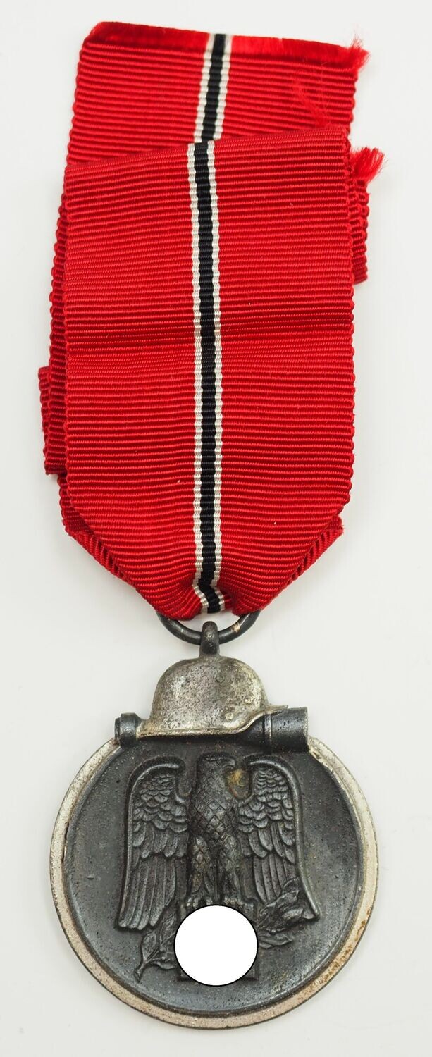 Wehrmacht: Medaille Winterschlacht im Osten, Ostmedaille, mit Hersteller 14 für die Firma Christian Lauer, Nürnberg.