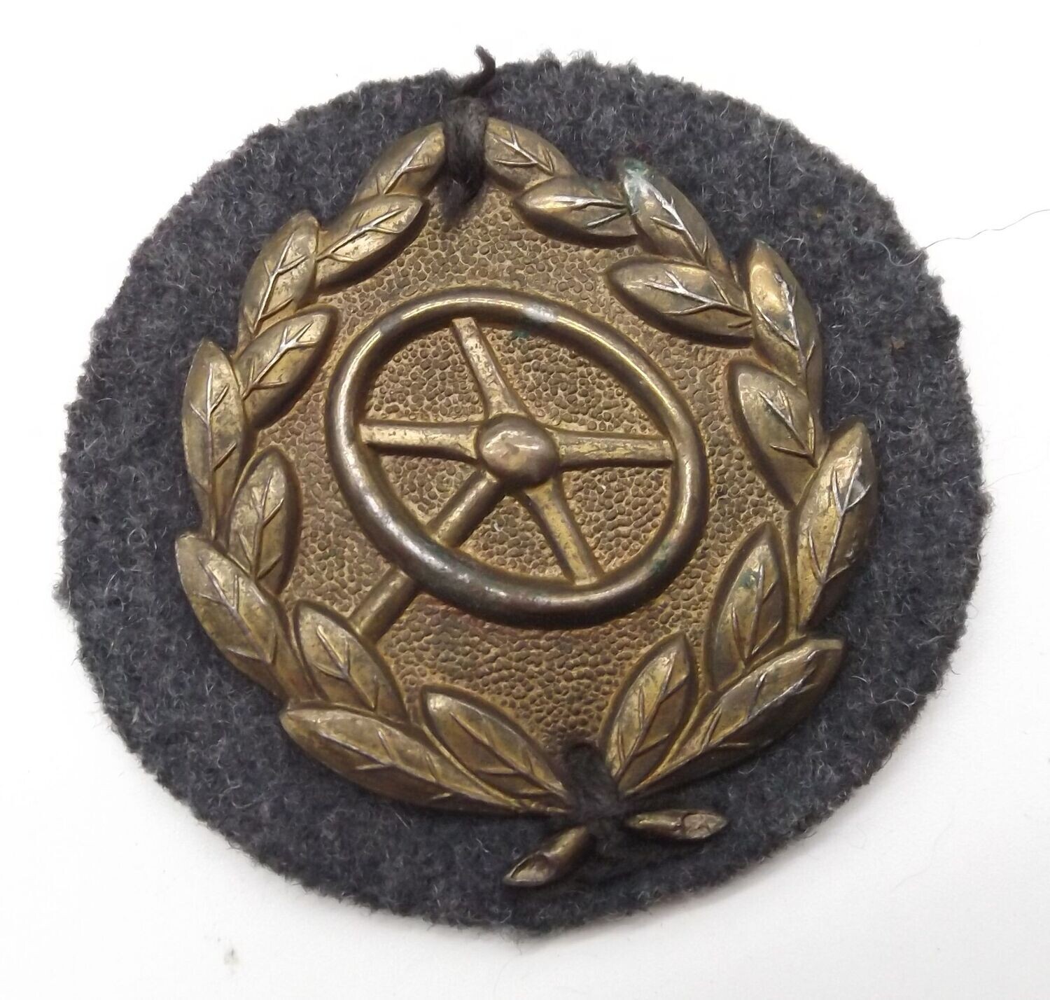 Luftwaffe: Kraftfahrbewährungsabzeichen in Bronze, Luftwaffenstoff, mit Gegenplatte.