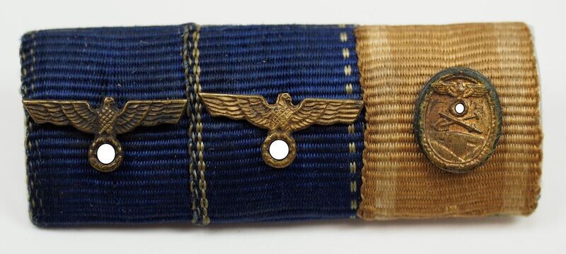 Wehrmacht: 3-er Feldspange Dienstauszeichnung für 4 und 12 Jahre, Deutsches Schutzwall-Ehrenzeichen.