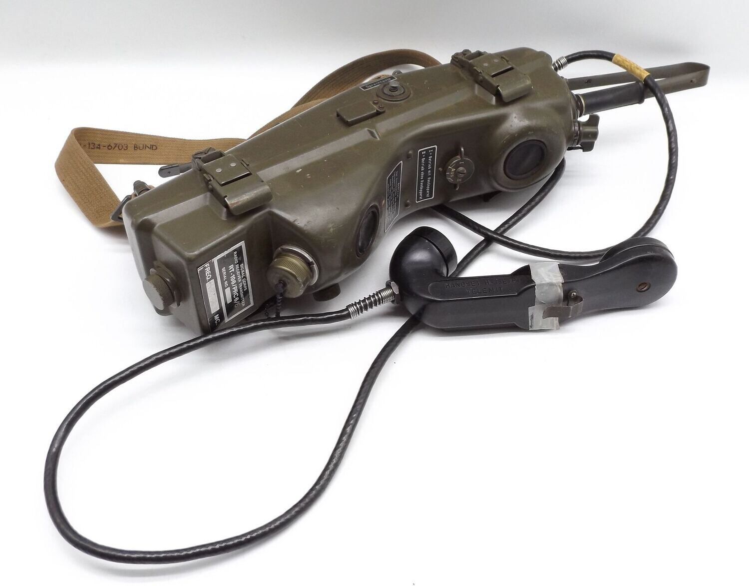 Bundeswehr: Funkgerät / Sende - Empfangsgerät RT-196/PRC-6/6, Funktion nicht geprüft.