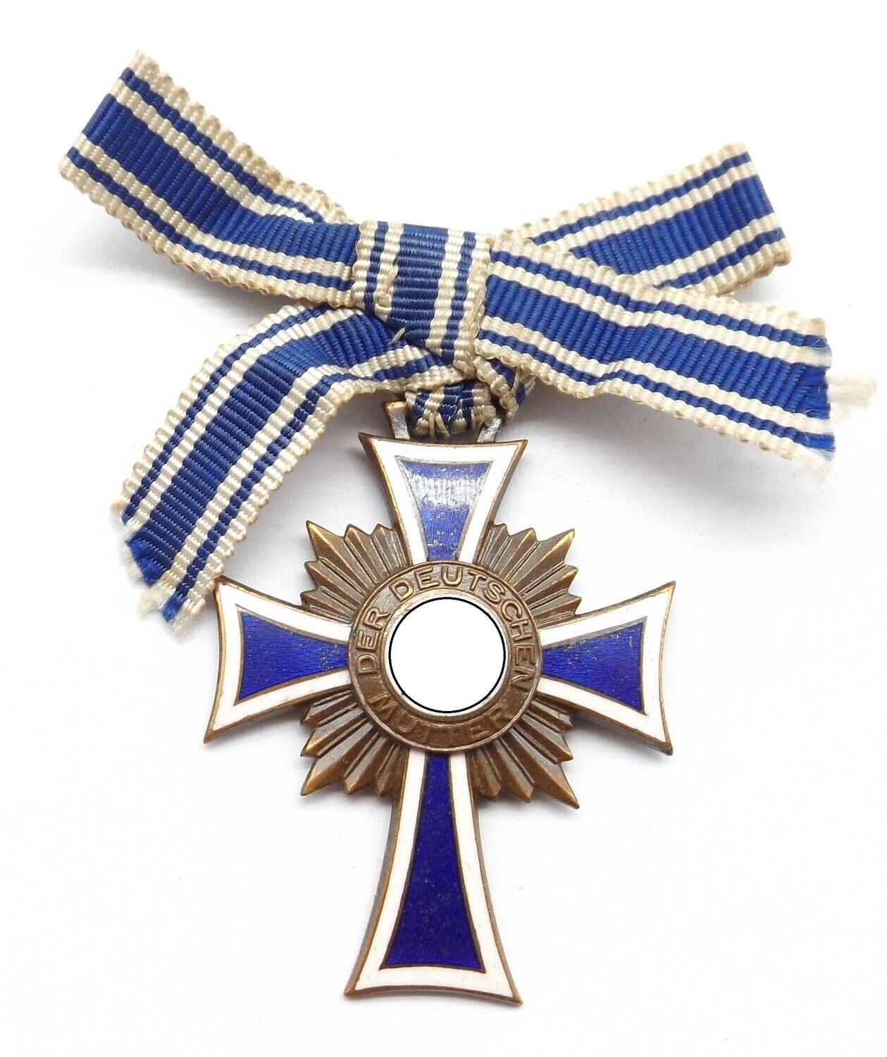 Mutterkreuz in Bronze, 3. Stufe, an Schleife.