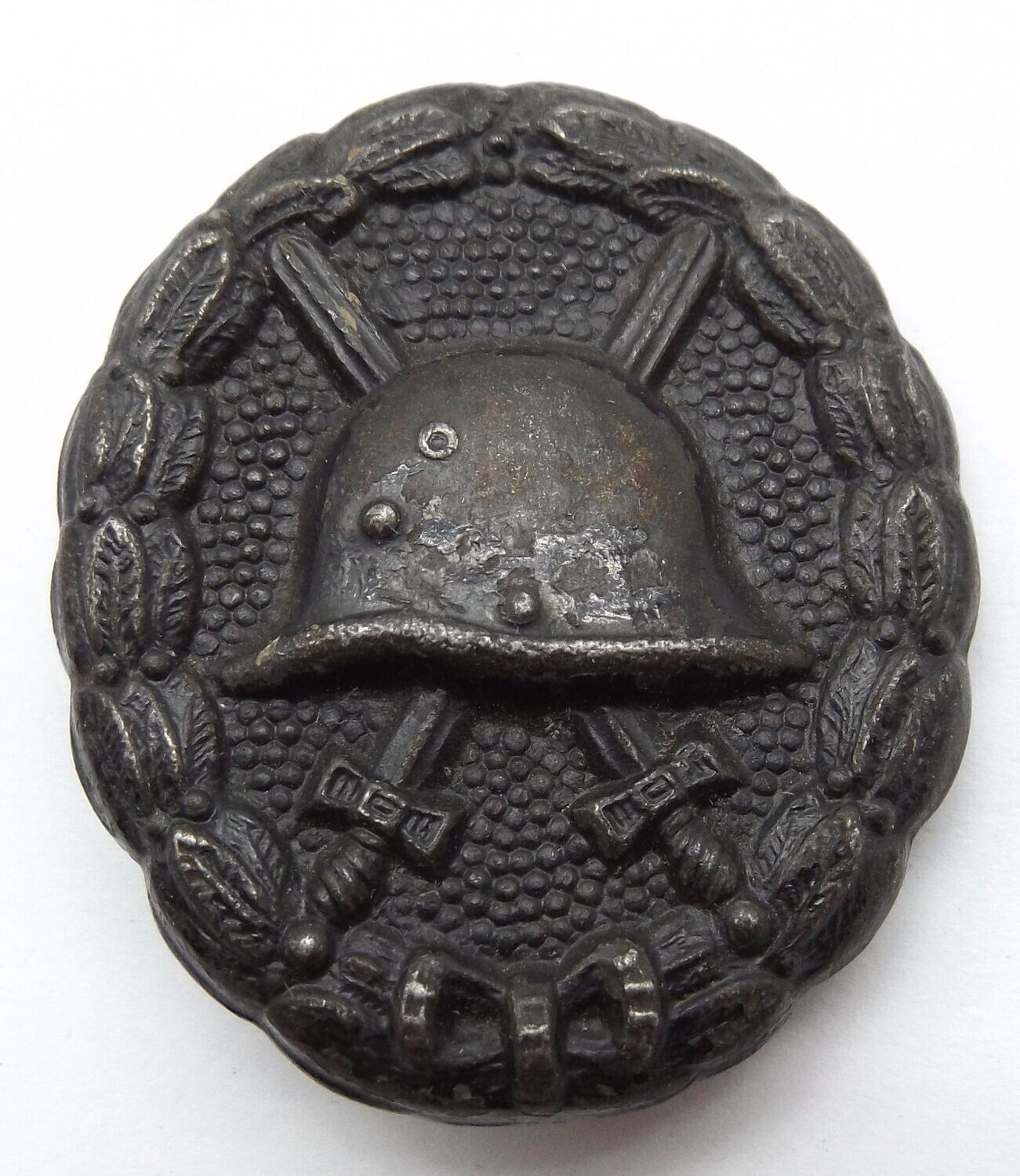 Verwundetenabzeichen 1914 in Schwarz.