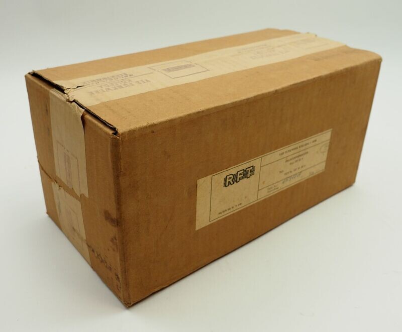 NVA: Feldfernsprecher FF63 S , VEB Funkwerk Kölleda - DDR, in verschlossener Originalverpackung, daher Funktion nicht geprüft.
