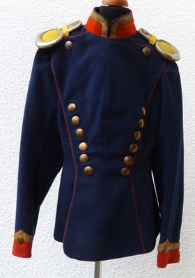 Preussen: Ulanka eines Sergeanten der 3. Esk. Ulanen-Regiment „Großherzog Friedrich von Baden“ (Rheinisches) Nr. 7, Saarbrücken, mit Epauletten.