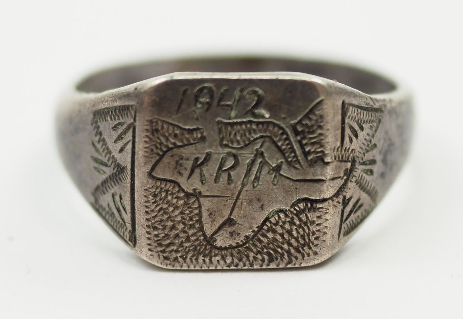 Wehrmacht: Fingerring / Erinnerungsring Krim 1942.