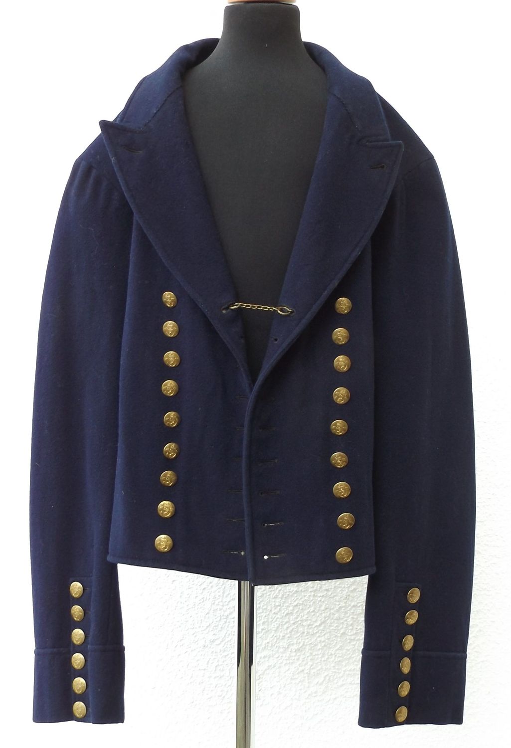 Kaiserliche Marine: Messejacke / Paradejacke, Innenfutter mit Kammerstempel, Stammrollennummer und Namensetikett, Knopfschliesse mit Kettchen.