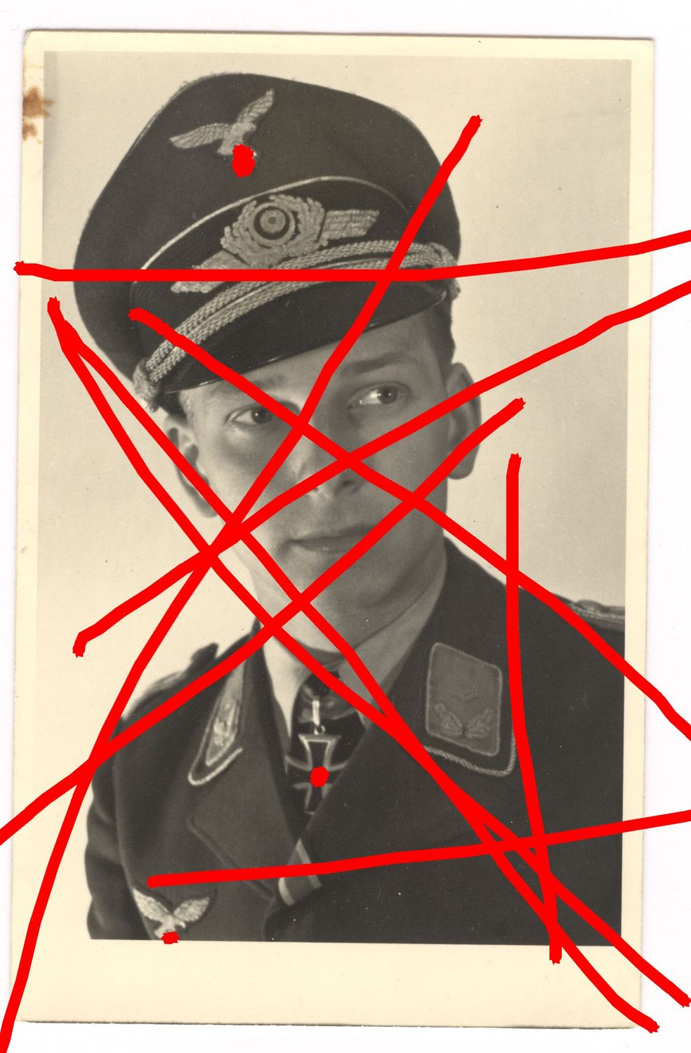 Luftwaffe: Portraitfoto Ritterkreuzträger Fritz Bliesener, Kampfgeschwader 55, PK-Größe, C29.