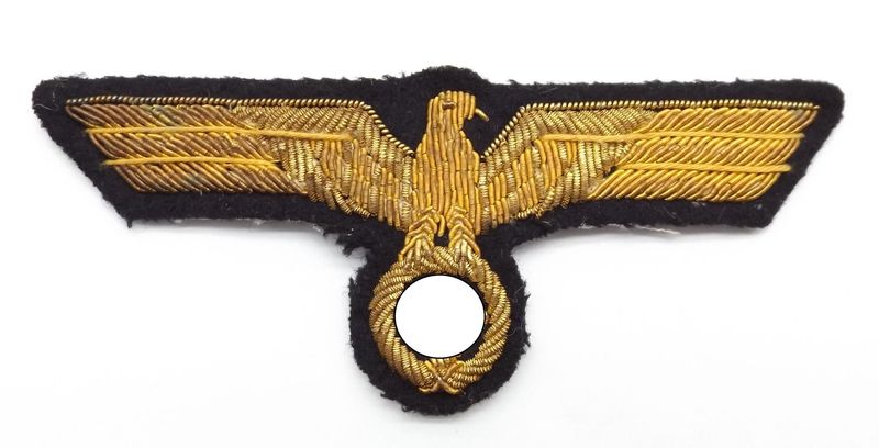 Kriegsmarine: Brustadler für Offiziere, handgestickt.