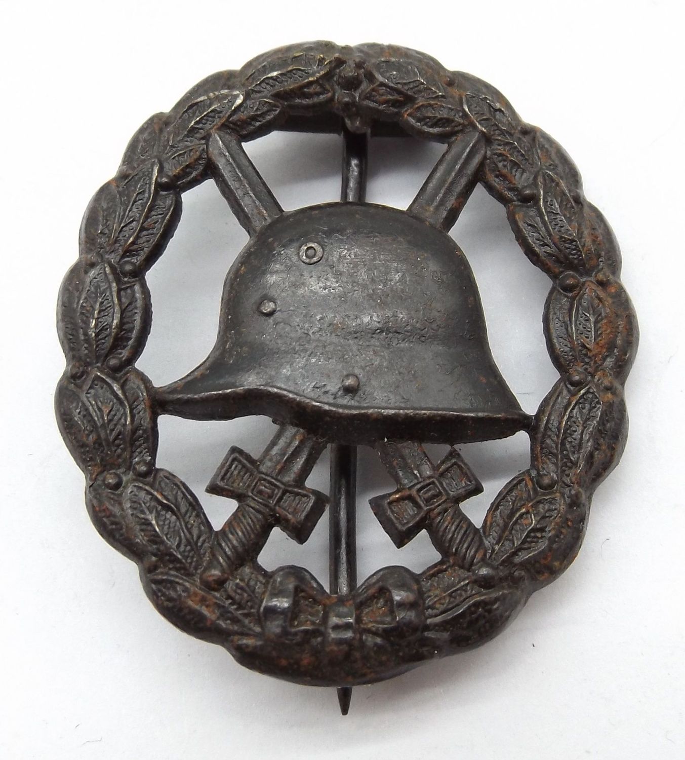 Verwundetenabzeichen 1914 in Schwarz, durchbrochene Ausführung.
