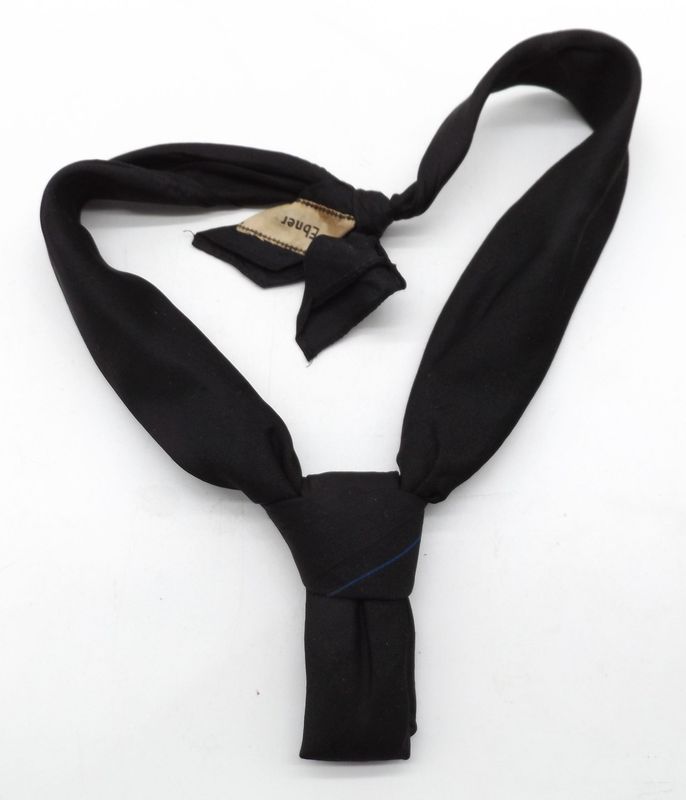 Kriegsmarine: Halstuch, Knotentuch, mit Trägeretikett.