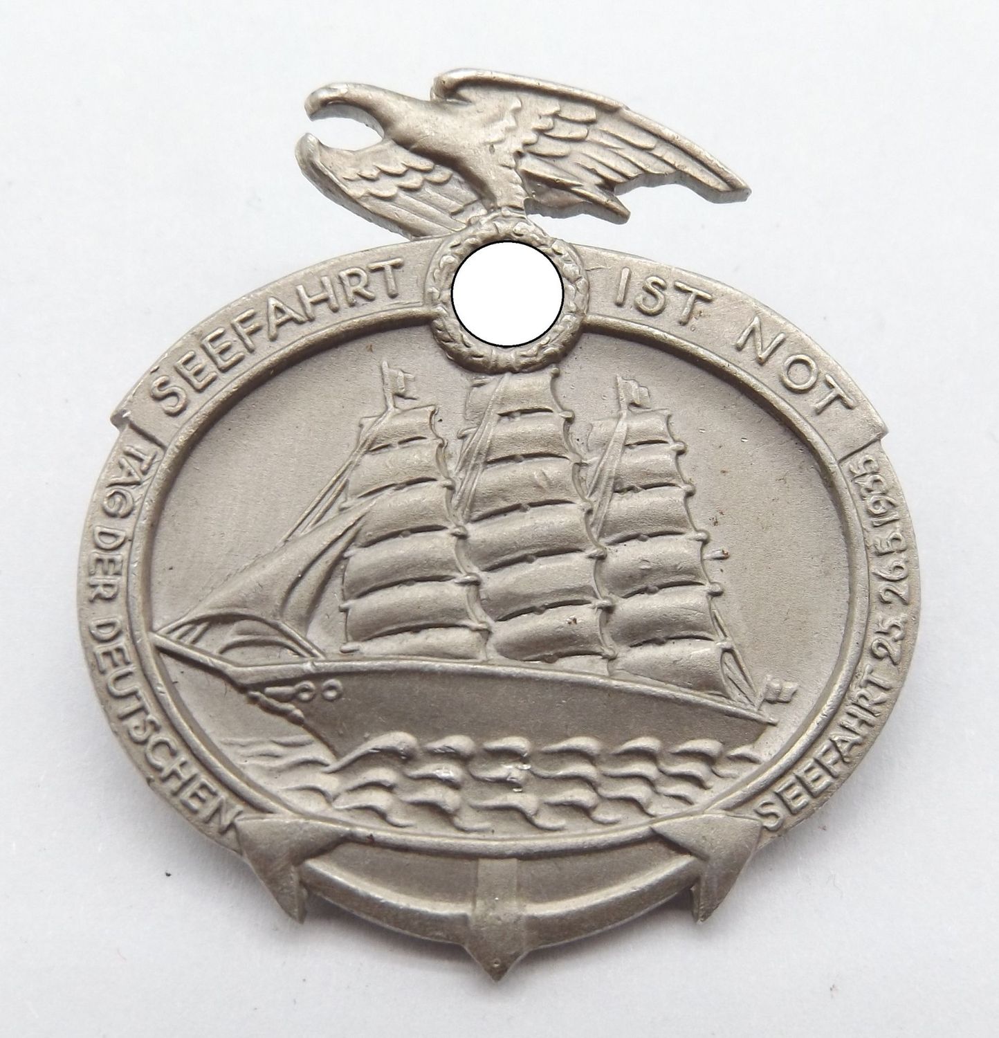 Abzeichen, "Seefahrt ist Not Tag der Deutschen Seefahrt 25. 26.5. 1935", Hersteller C. Th. Dicke Lüdenscheid.