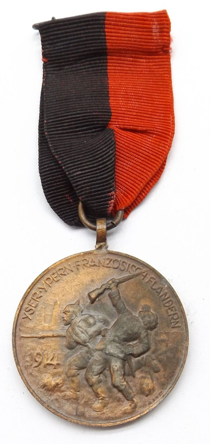 Württemberg: Erinnerungsmedaille 1914 des Königlich Württembergischen Reserve Infanterie-Regiments 247, am Band.