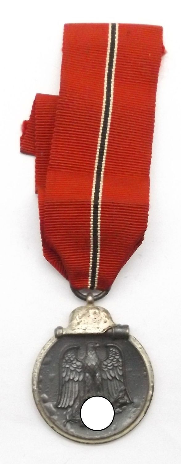 Wehrmacht: Medaille Winterschlacht im Osten, Ostmedaille, mit Hersteller 65 für die Firma Klein & Quenzer, Idar-Oberstein.