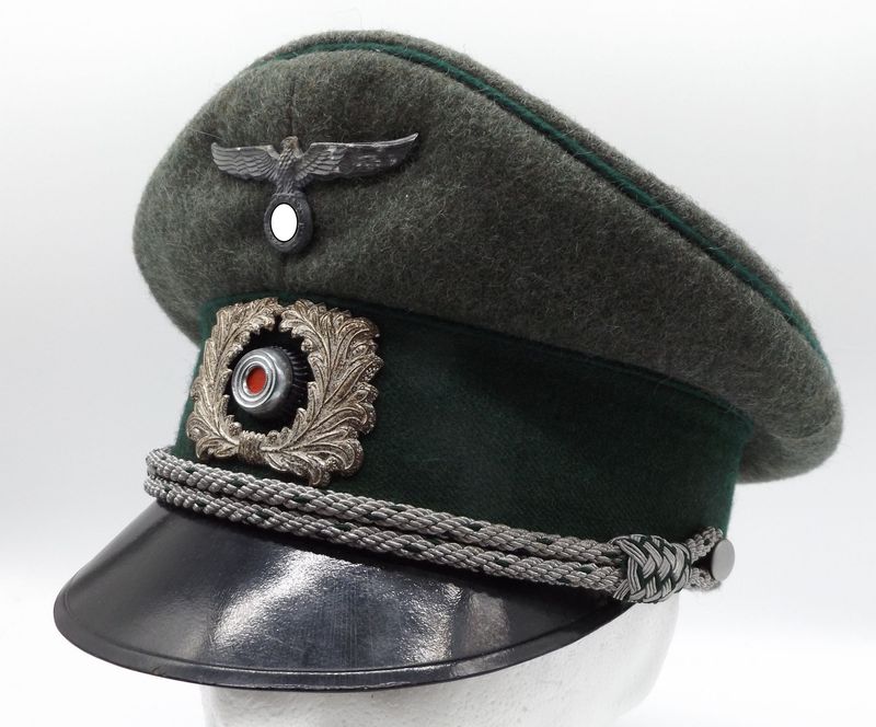 3. Reich: Schirmmütze für Offiziere der  Reichsfinanzverwaltung (Zoll), Größe 58.