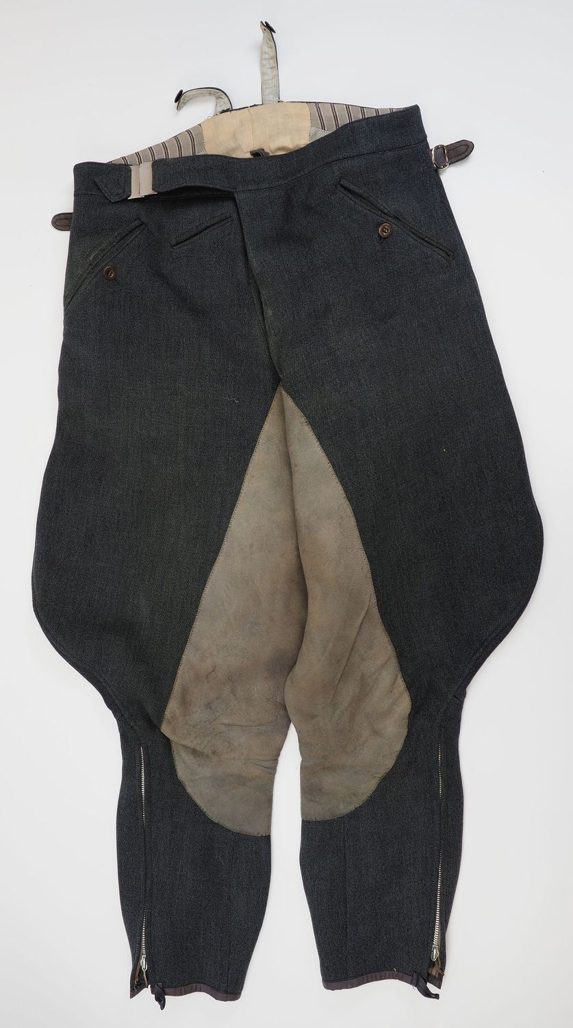 Luftwaffe: Stiefelhose / Breecheshose für Offiziere, feiner dicker Stoff, Lederbesatz weich, schöner Zustand.