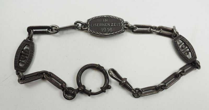 Deutsches Reich: Patriotische Uhrenkette für Taschenuhr "In Eiserner Zeit 1916 - Gold zur Wehr, Eisen zur Ehr", 1. Weltkrieg.