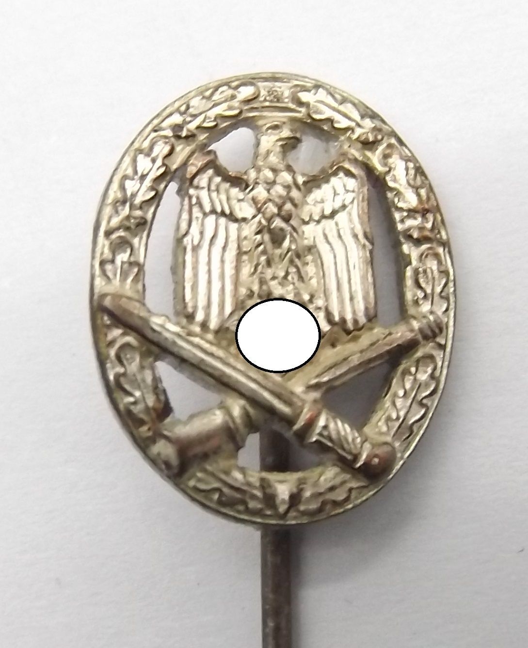 Wehrmacht: Allgemeines Sturmabzeichen 16 mm Miniatur, an Nadel.