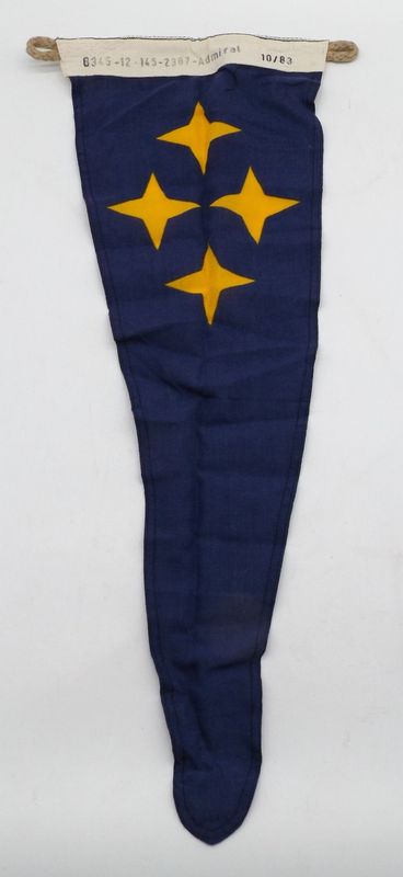 Bundeswehr / Marine: Wimpel / Stander für einen Admiral, Hersteller Bonner Fahnenfabrik GmbH, Größe ca. 65 x 25 cm.