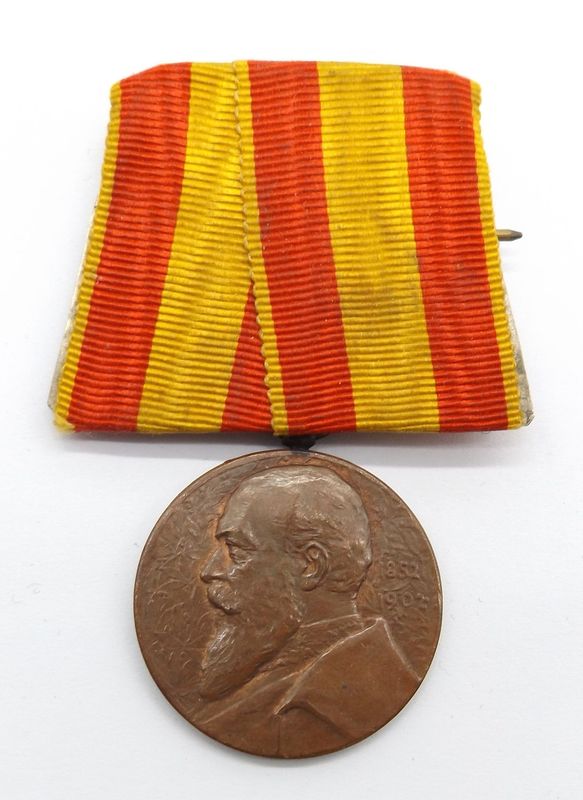 Baden: Regierungsjubiläumsmedaille 1902, an Einzelschnalle.