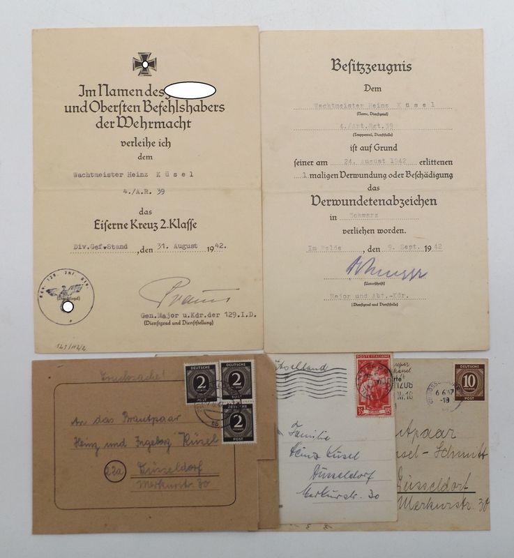 Wehrmacht: Urkundennachlass eines Wachtmeisters im Artillerie-Regiment 39, EK 2, OU Generalmajor Albert Praun (RK, DKiG), VWA in Schwarz mit OU Major und Abt.-Kommandeur. Wehrmacht: Urkundennachlass eines Wachtmeisters im Artillerie-Regiment 39, EK 2, OU Generalmajor Albert Praun (RK, DKiG), VWA in Schwarz mit OU Major und Abt.-Kommandeur.