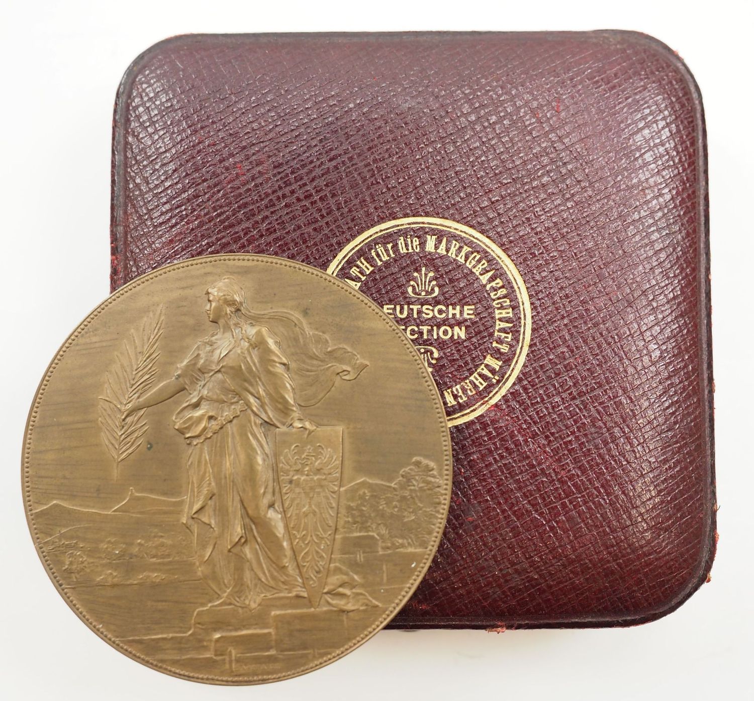 Markgrafschaft Mähren: Verdienstmedaille auf dem Gebiet der Landwirtschaft, Bronze, im Etui.