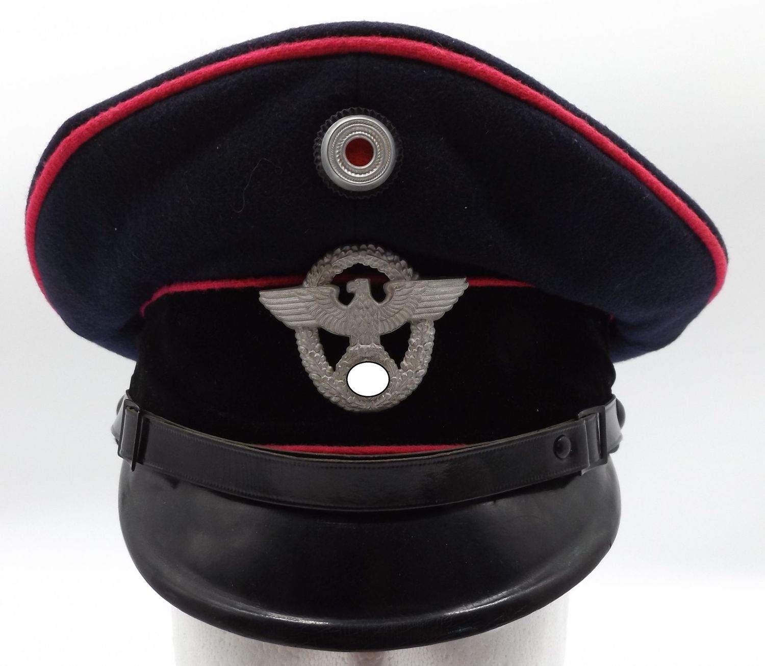 3. Reich: Feuerlöschpolizei, Schirmmütze für Mannschafen, mit Herstellerstempel Josef Weithmann Mützenfabrikation, Augsburg.