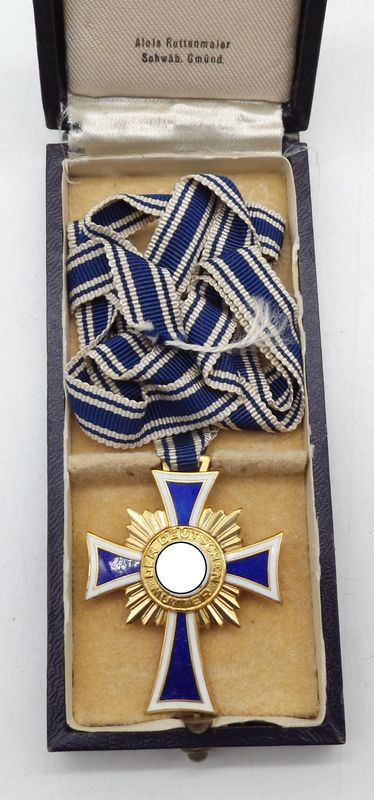 Mutterkreuz in Gold im Etui, mit Hersteller Alois Rettenmeyer, Schwäbisch Gmünd.